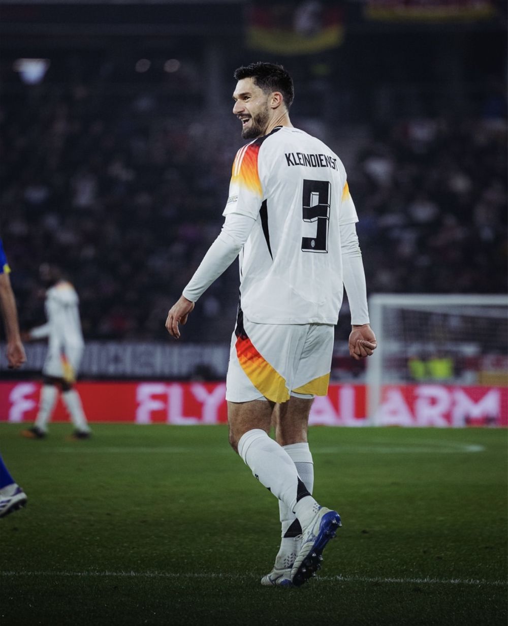 欧洲联赛决赛即将上演，强队角逐