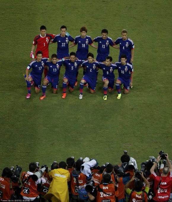 包含球迷狂欢迎接新赛季，各队实力对比备受期待的词条