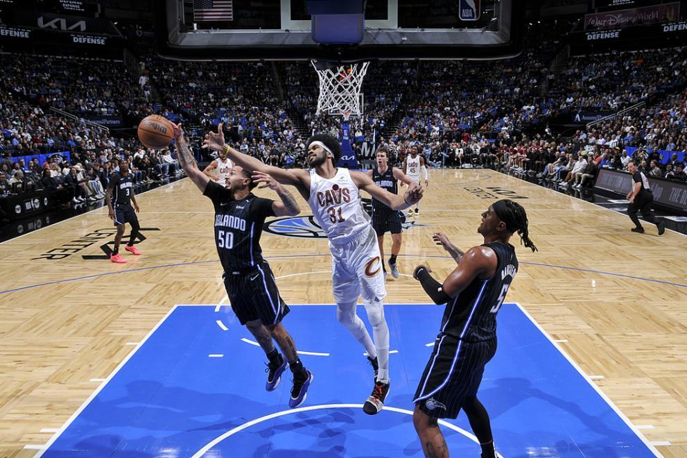 星空体育网页版入口-德国豪取六连胜，强势稳居榜首！的简单介绍